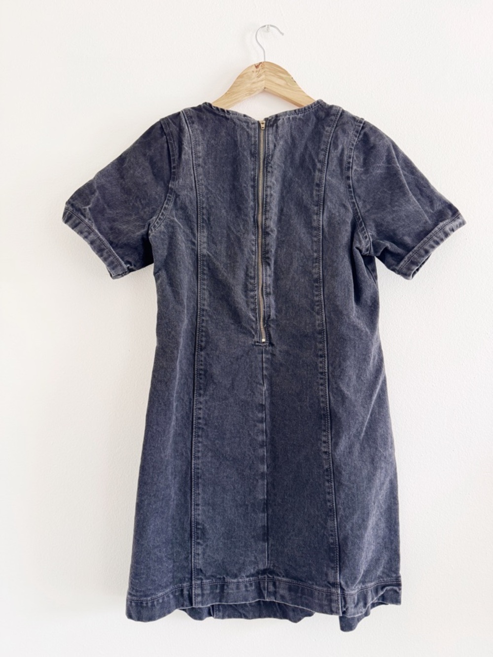 Old Navy Short-Sleeve Washed Black Denim Dress small - Picture 3 of 3